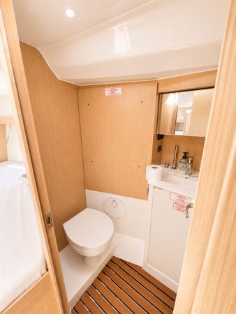 Bavaria C38 | Tena