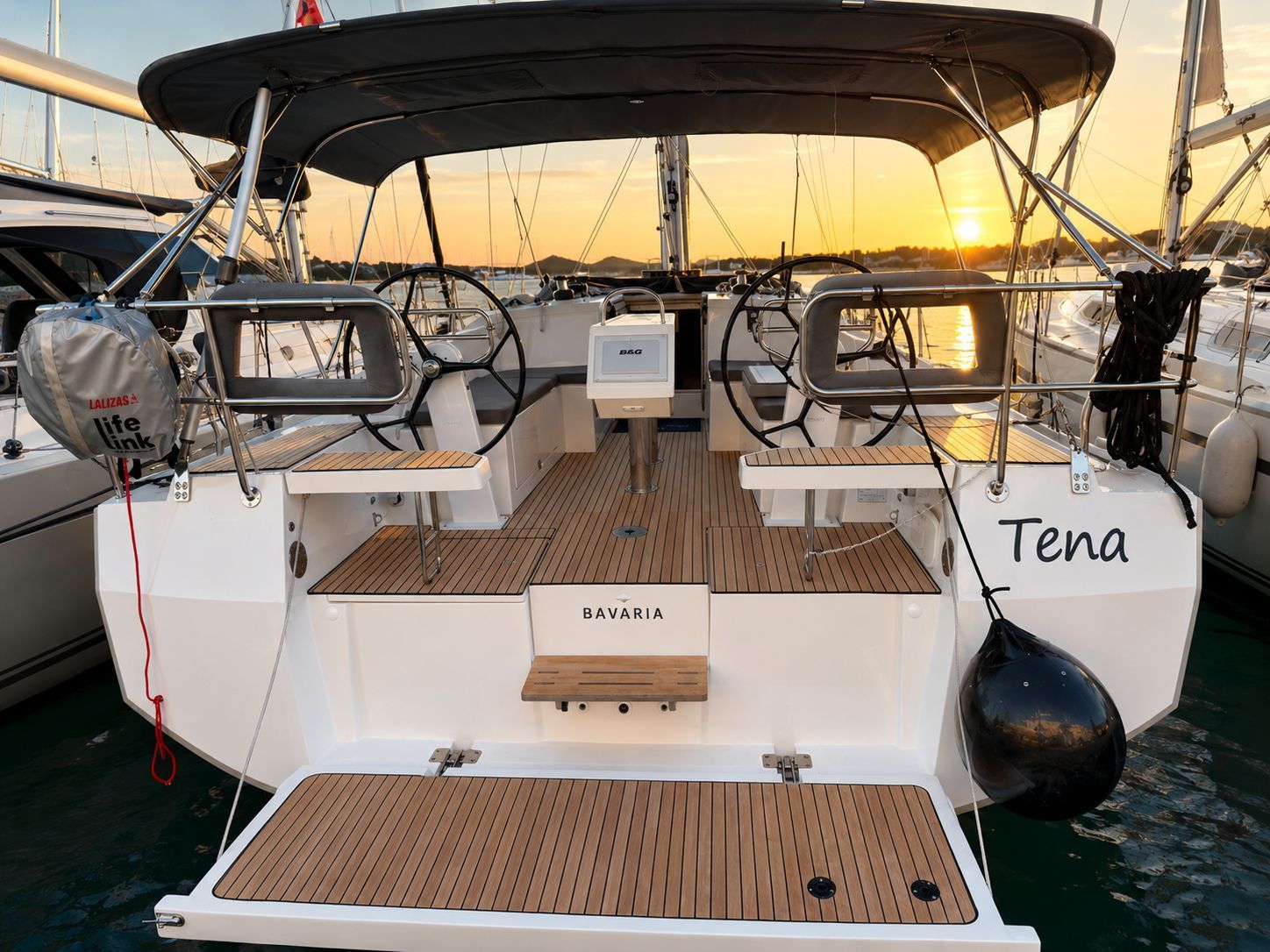 Bavaria C38 | Tena