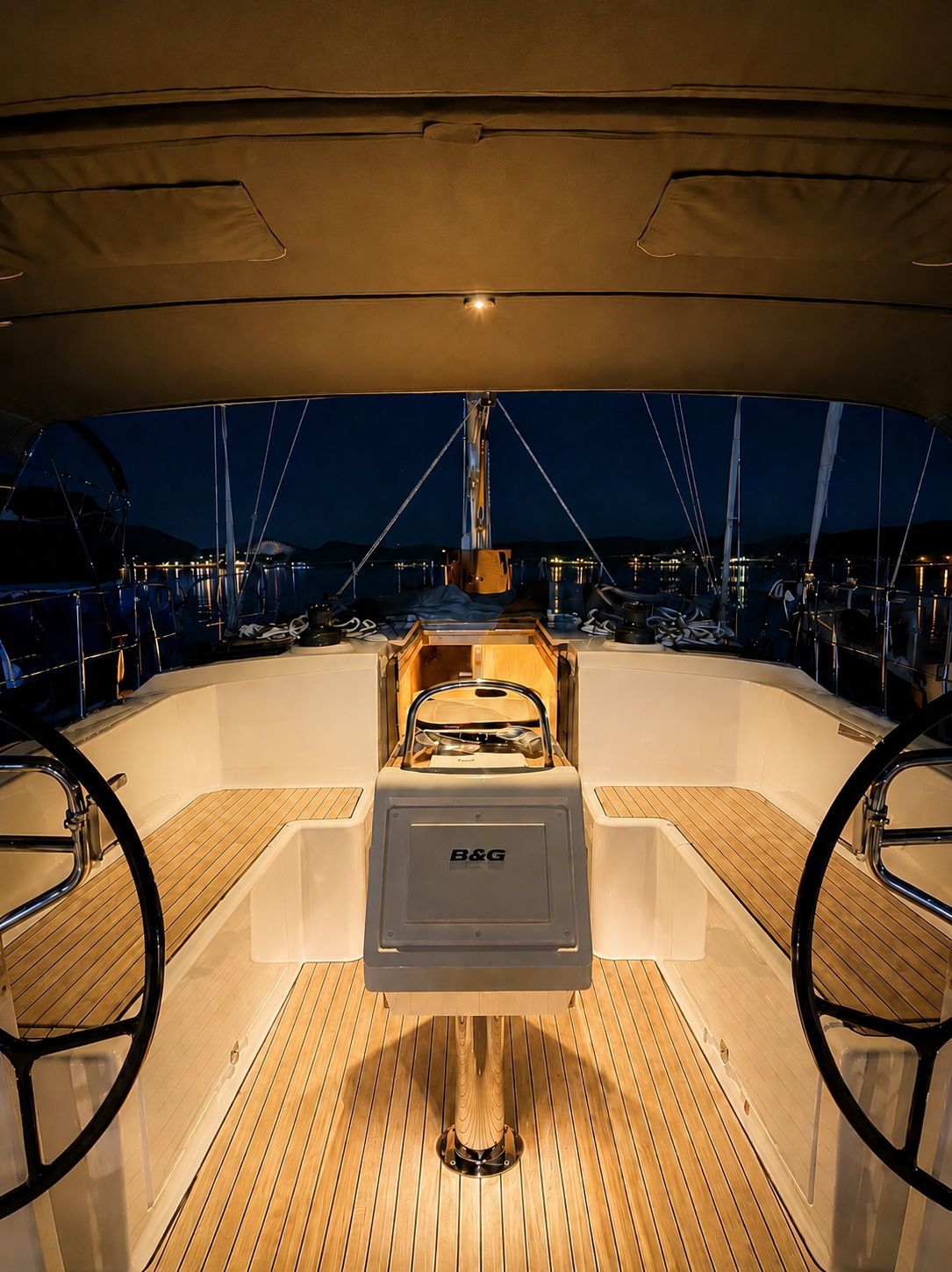 Bavaria C38 | Tena