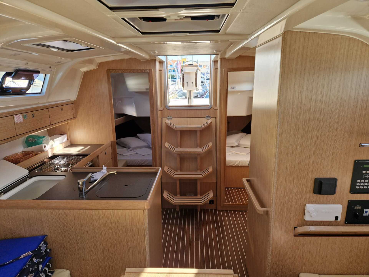 Bavaria Cruiser 37 | Primum