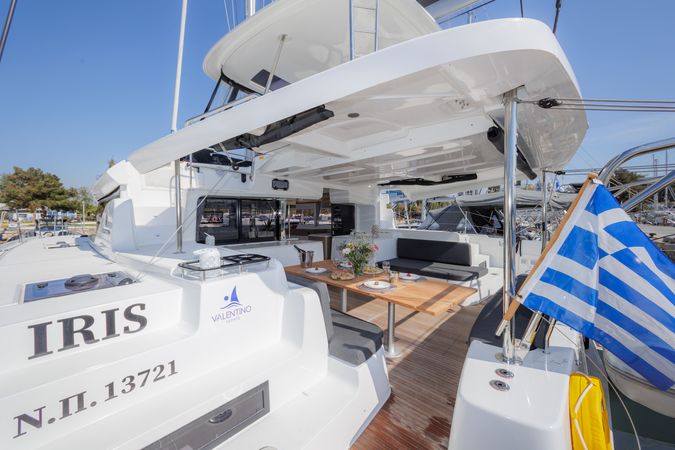 Lagoon 46 | Iris