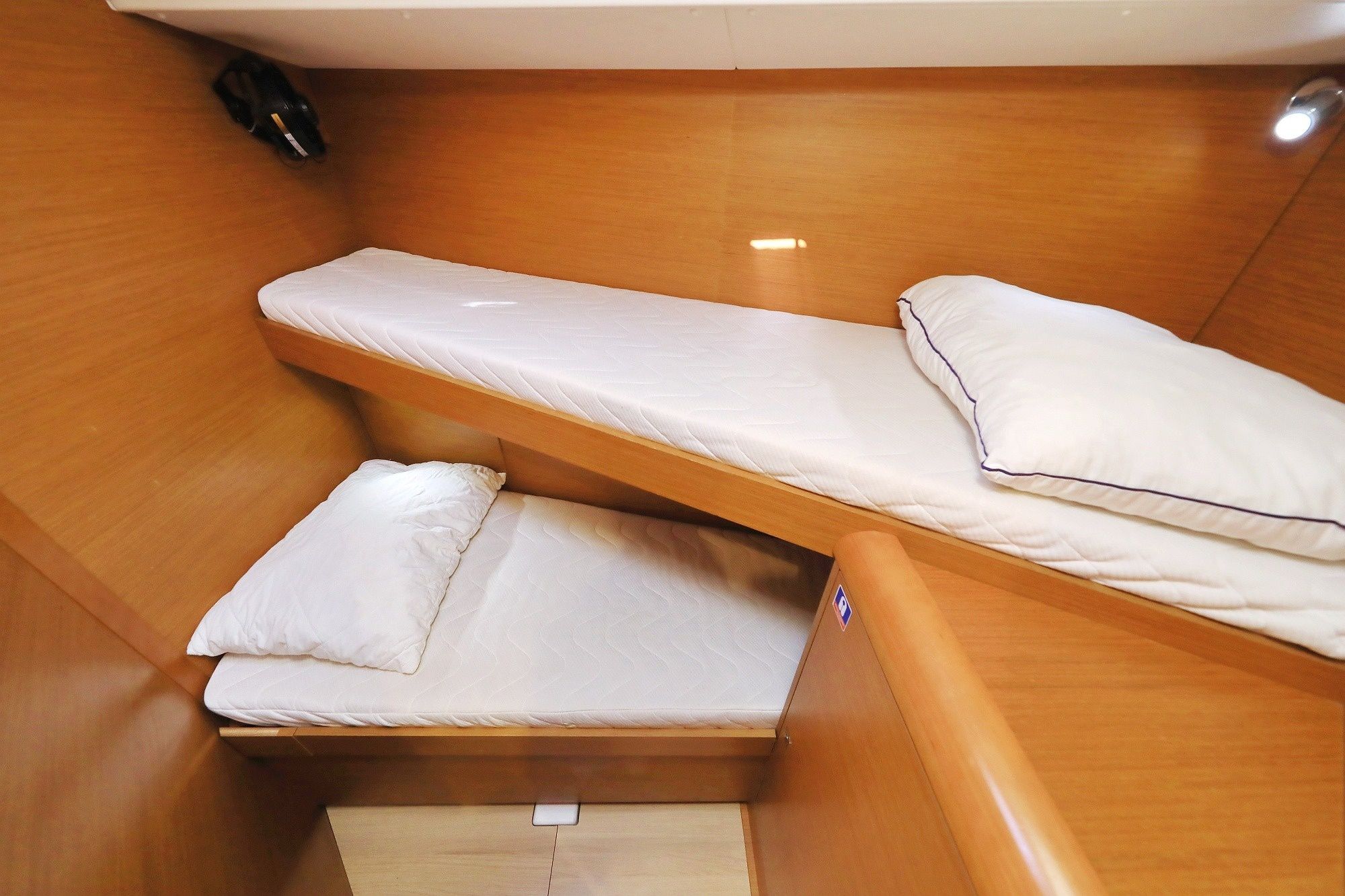 Jeanneau Sun Odyssey 449 | Canne Bleu