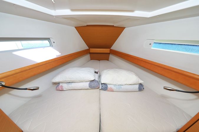 Jeanneau Sun Odyssey 449 | Canne Bleu
