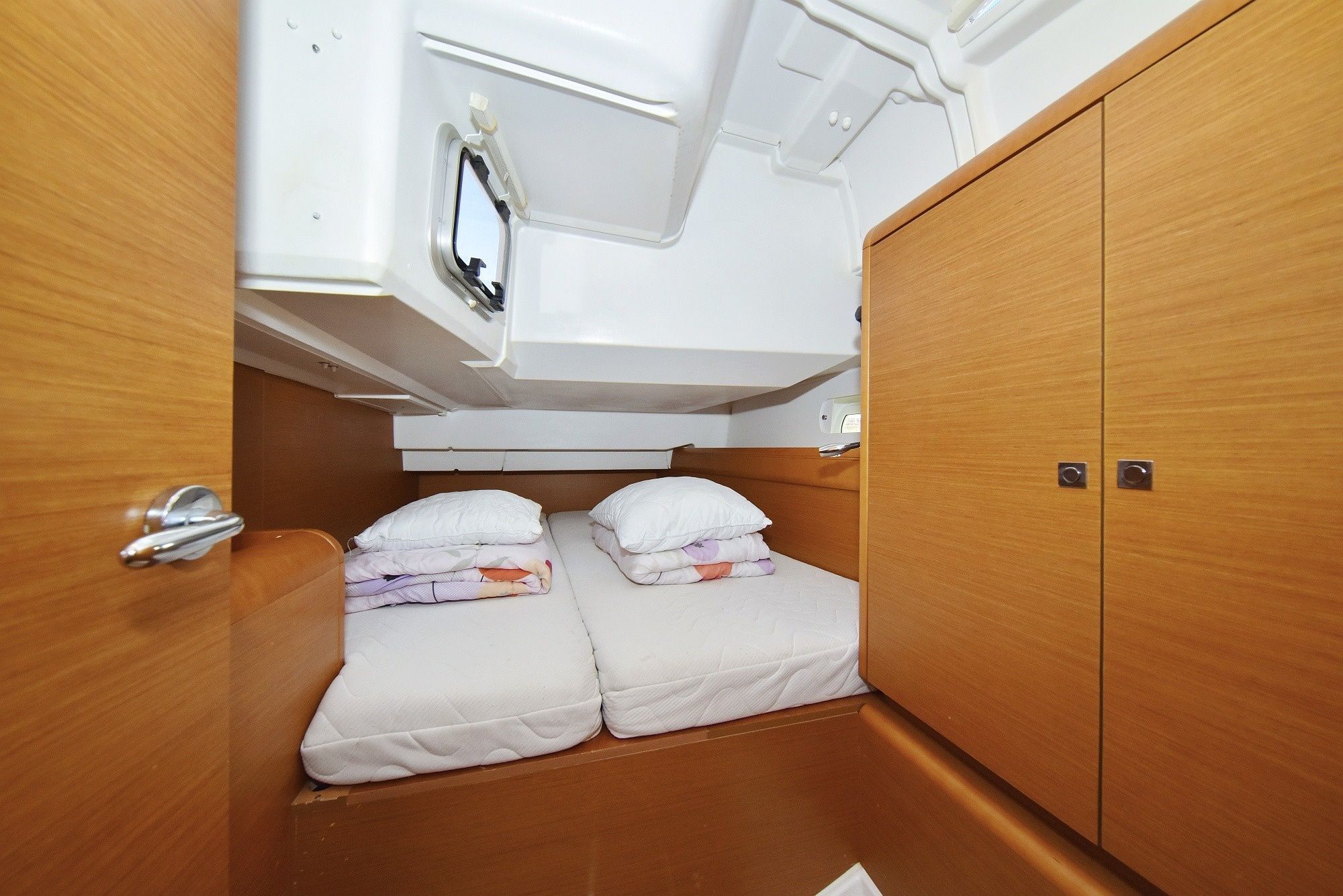 Jeanneau Sun Odyssey 449 | Canne Bleu