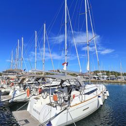 Jeanneau Sun Odyssey 449 | Canne Bleu