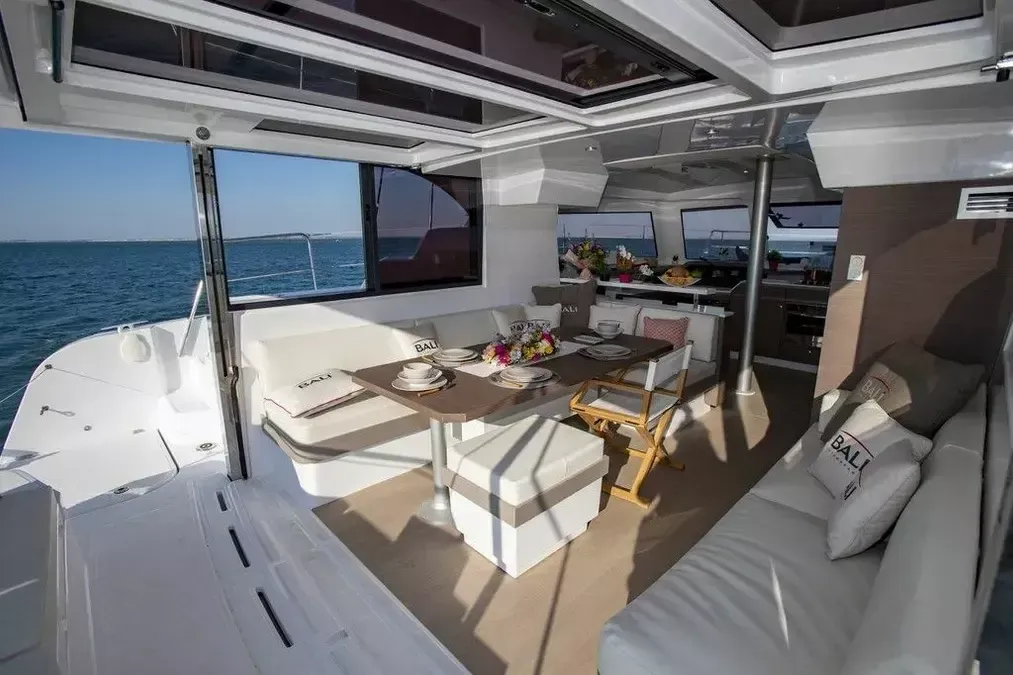 Bali Catspace | Hang Loose