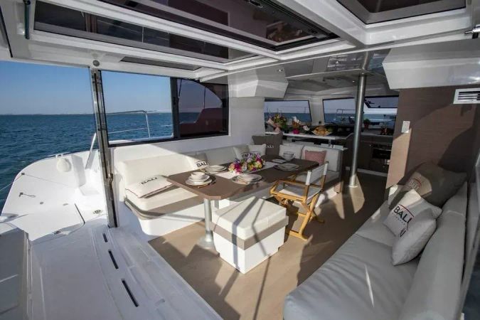 Bali Catspace | Hang Loose