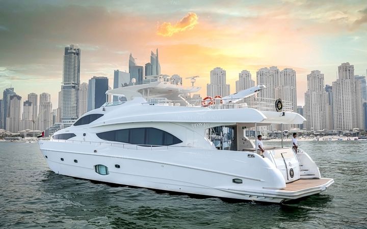 Gulf Craft Majesty 101 | Royal