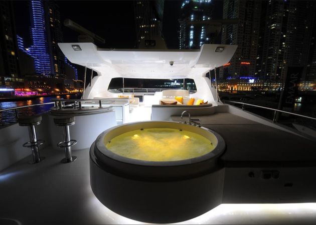 Gulf Craft Majesty 101 | Royal