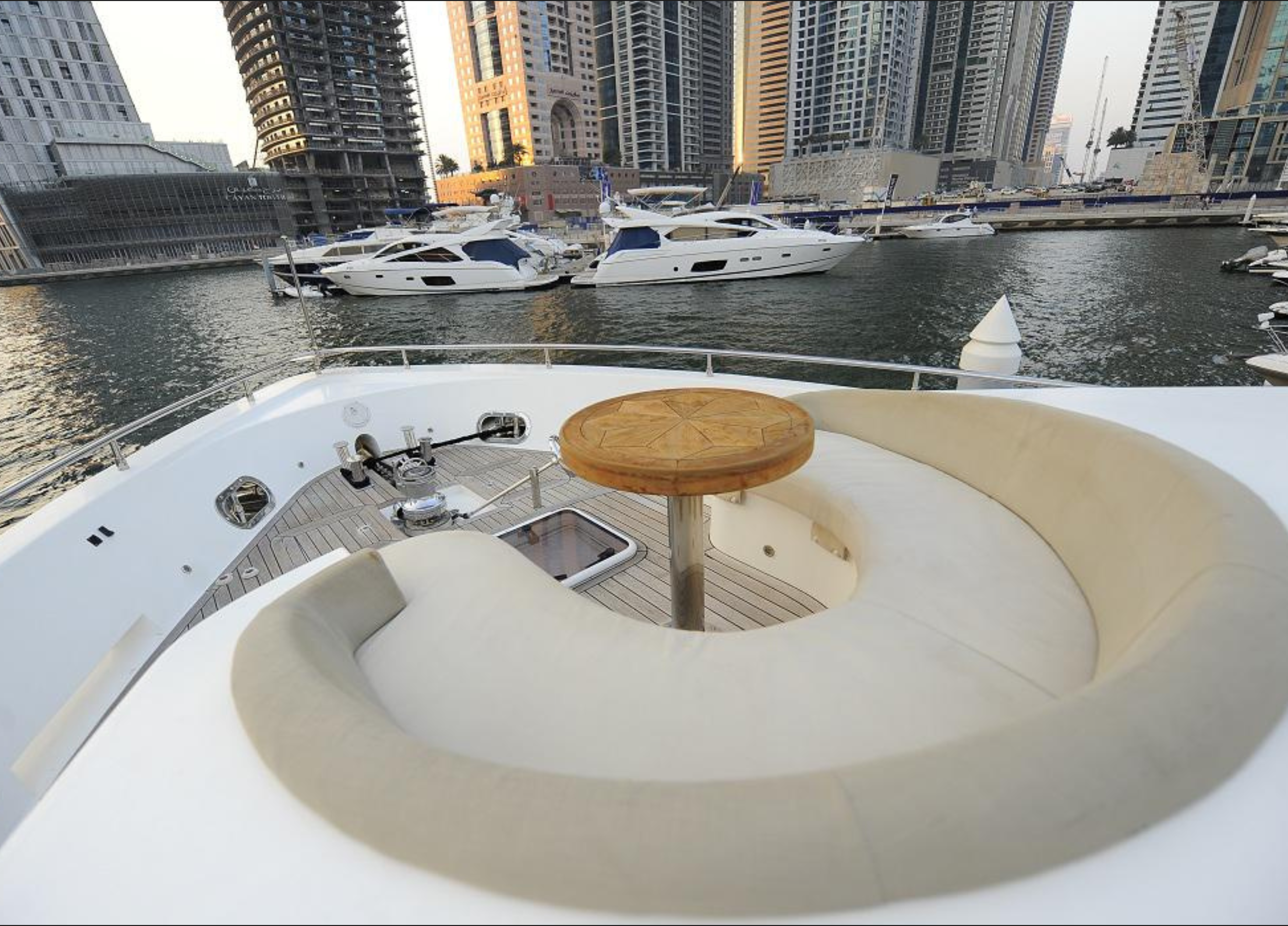 Gulf Craft Majesty 101 | Royal