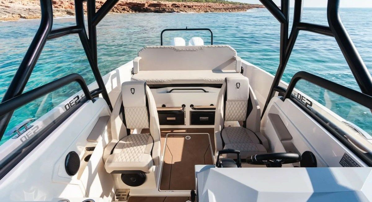 Navan S30 | Estartit 1