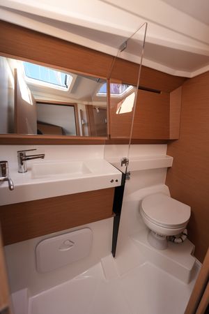 Jeanneau Sun Odyssey 410 | Colibri