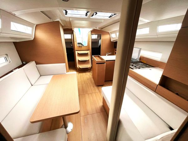Jeanneau Sun Odyssey 410 | Colibri