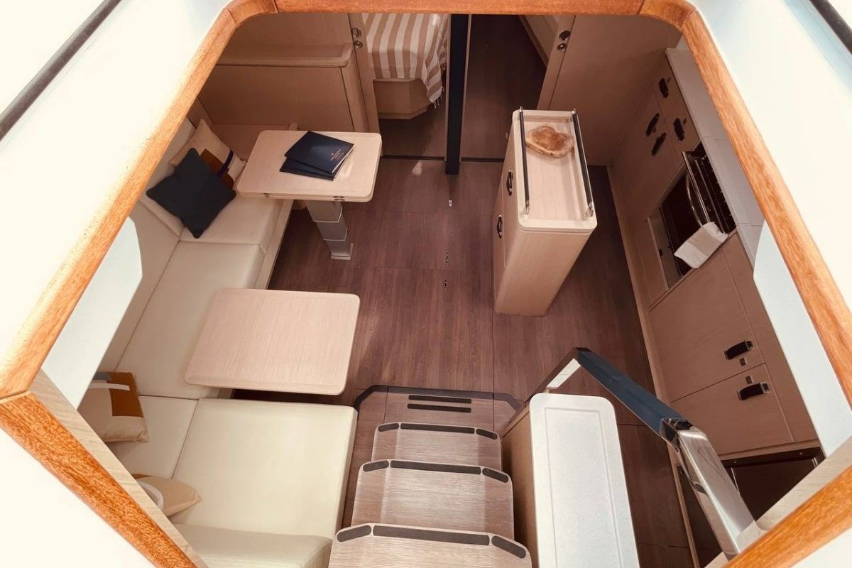 Jeanneau 55 | Marina