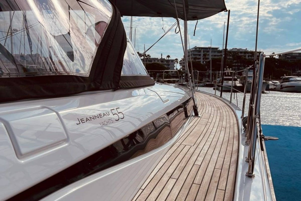 Jeanneau 55 | Marina