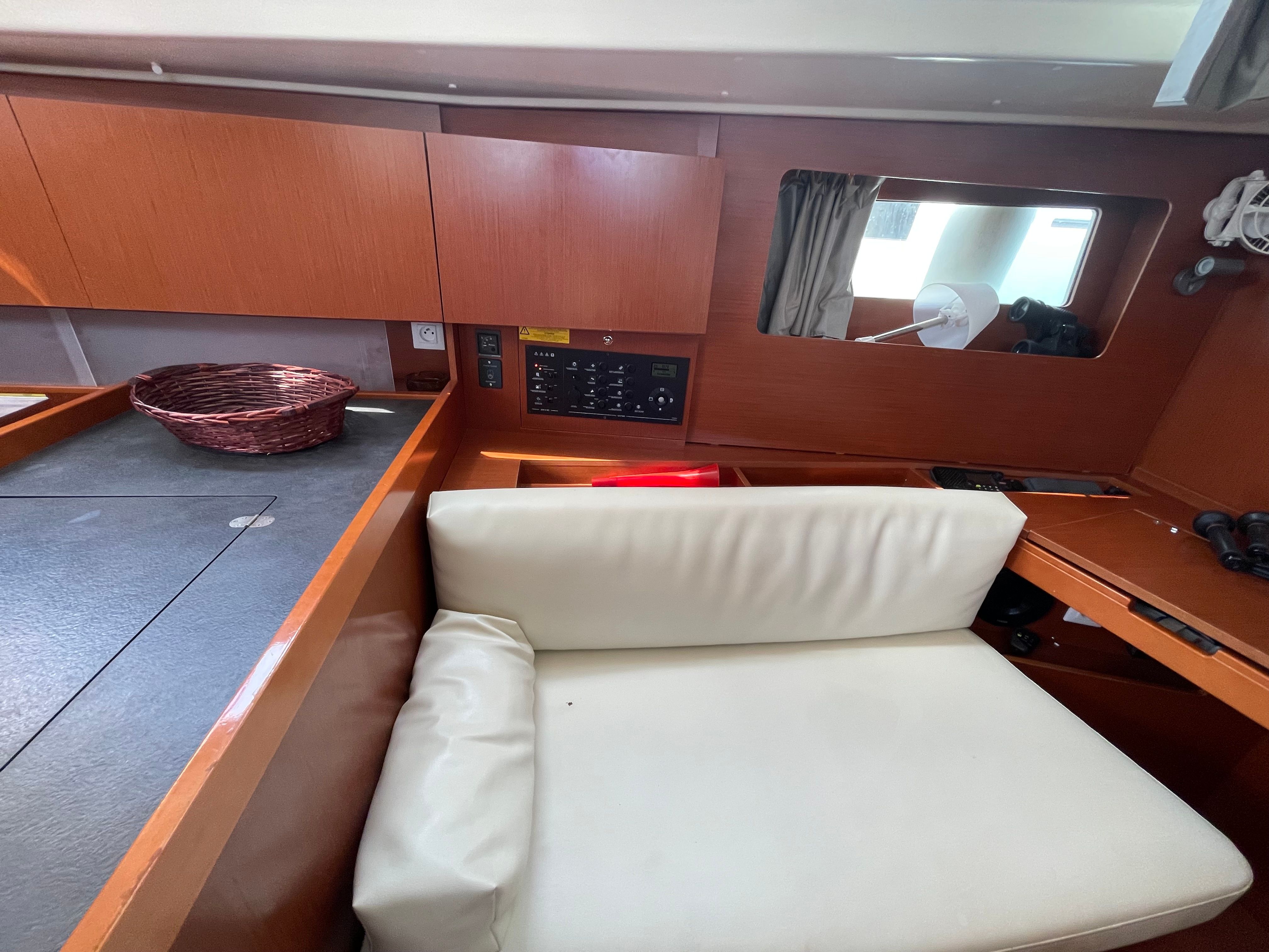 Beneteau Oceanis 41.1 | Marisol