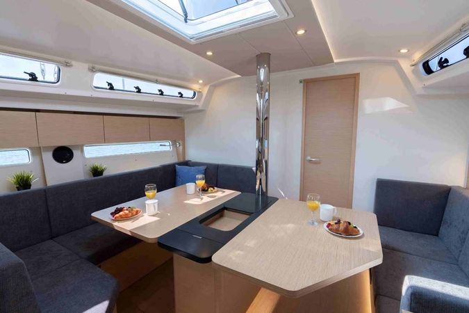 Hanse 410 | Mare Sol