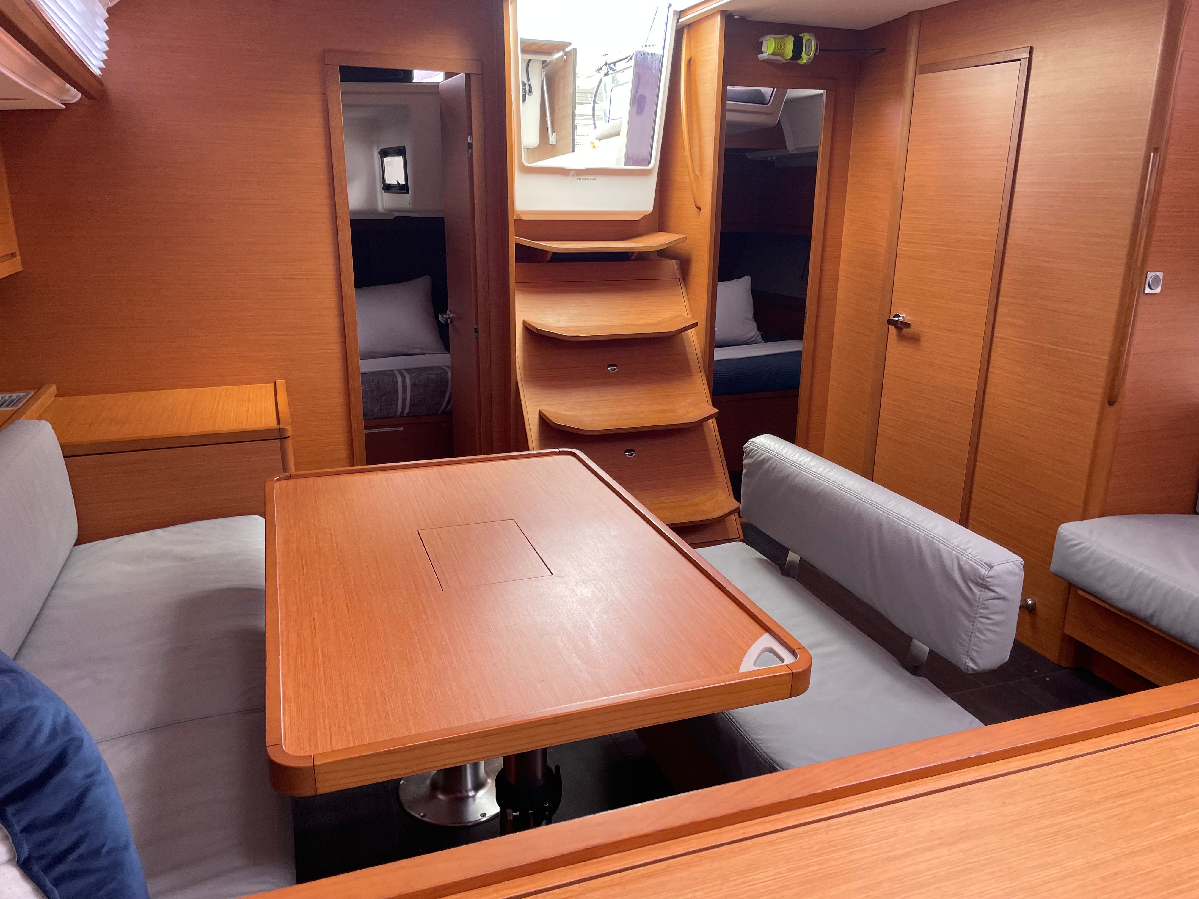 Dufour 470 | Discovery