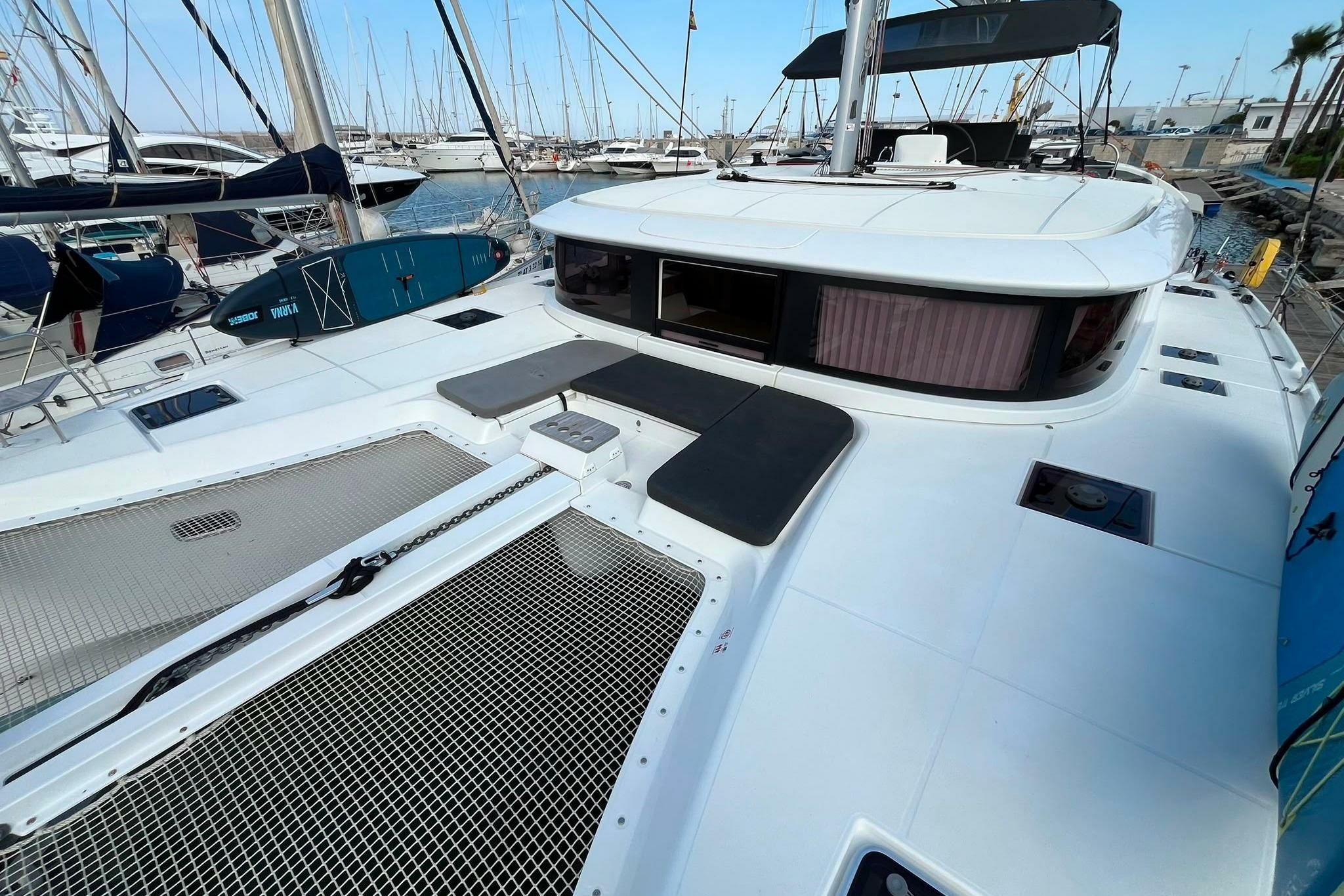 Lagoon 46 | Ella