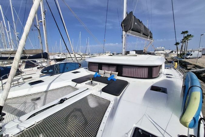 Lagoon 46 | Ella