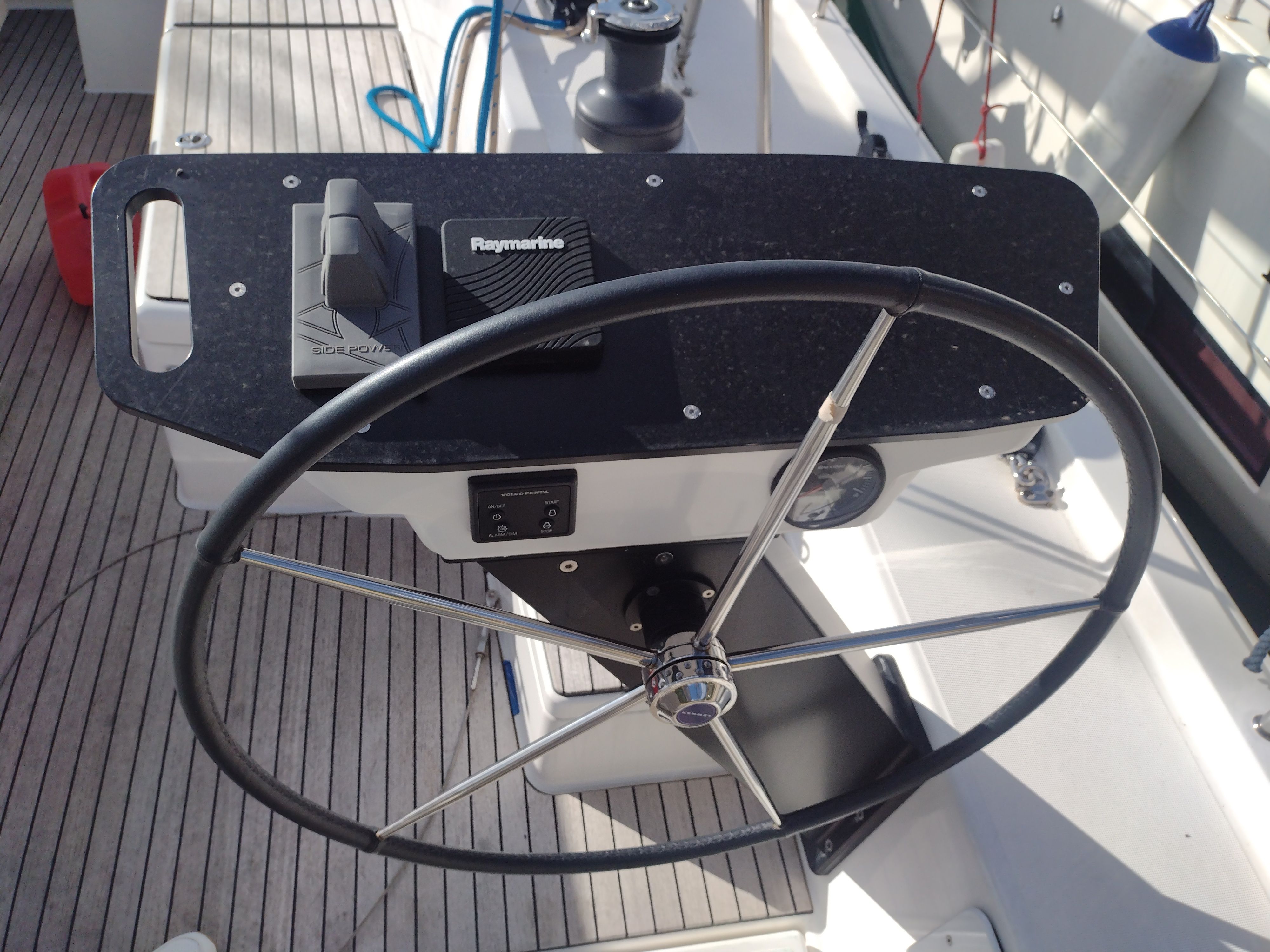 Dufour 470 | Water Bambi
