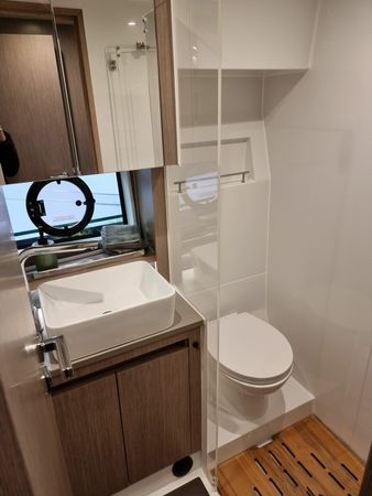 Sealine C390 | Tireless