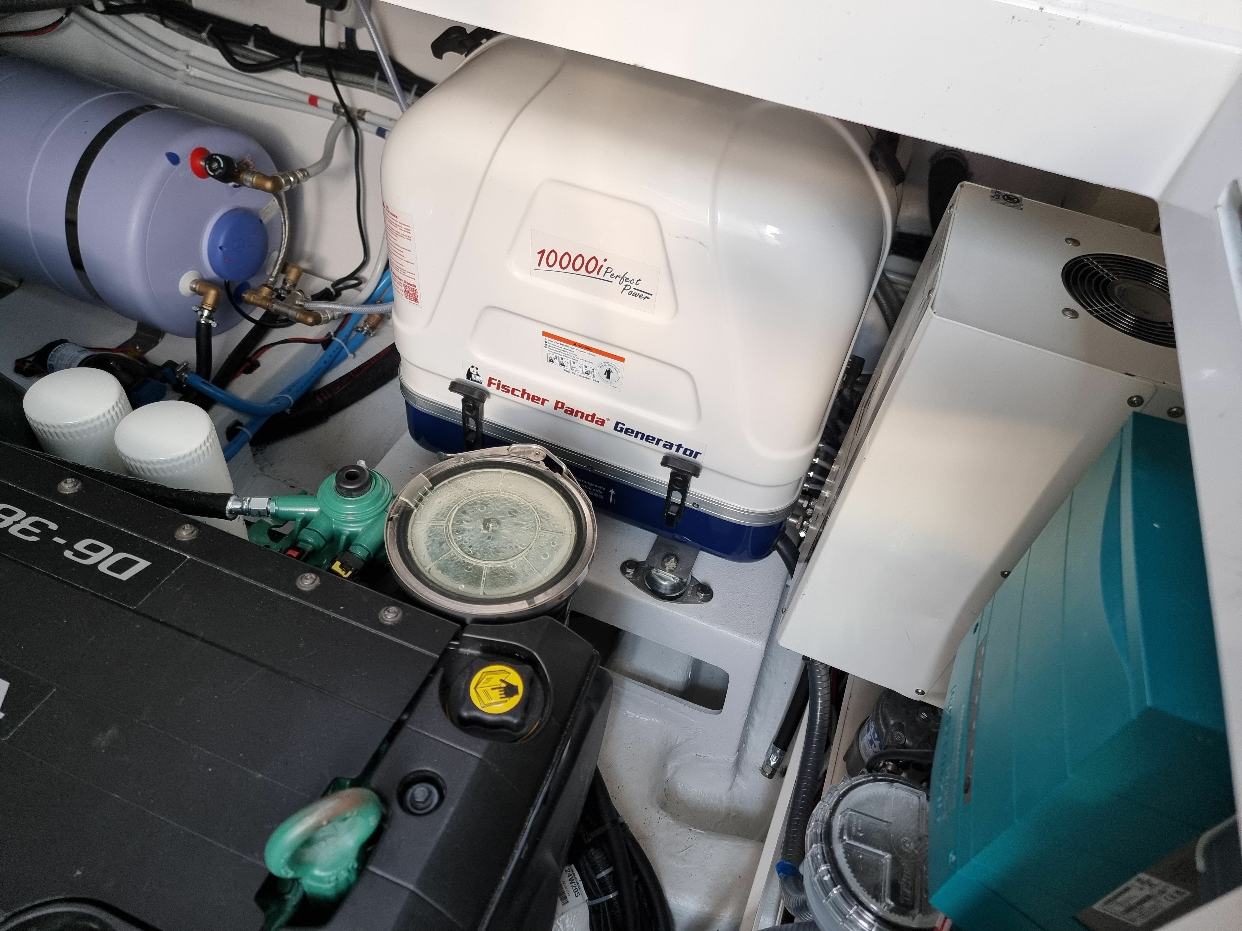 Sealine C390 | Tireless