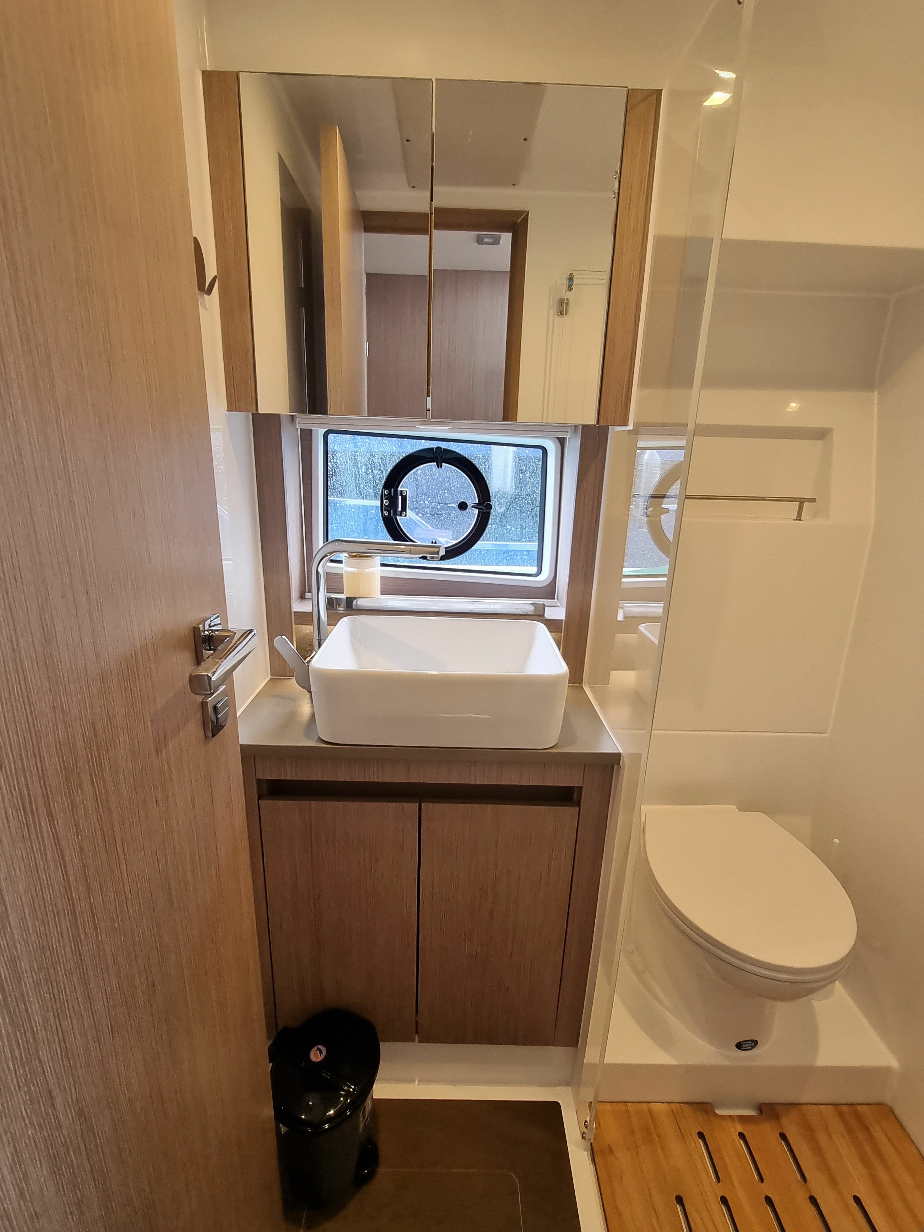 Sealine C390 | Tireless