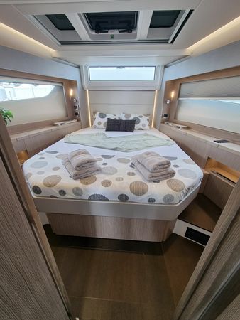 Sealine C390 | Tireless