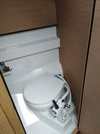 Jeanneau Sun Odyssey 410 | Neven