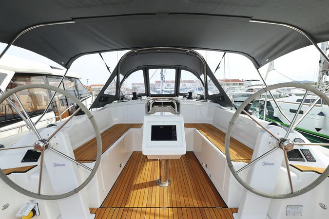 Bavaria C38 | Freewise