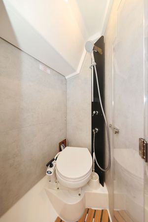 Bavaria C38 | Freewise