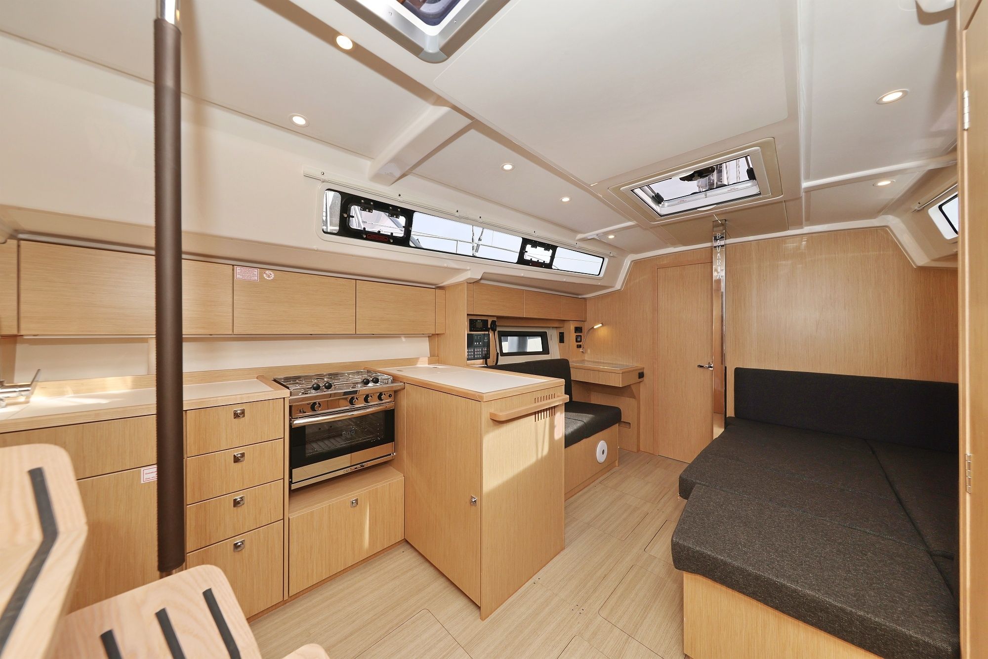 Bavaria C38 | Freewise