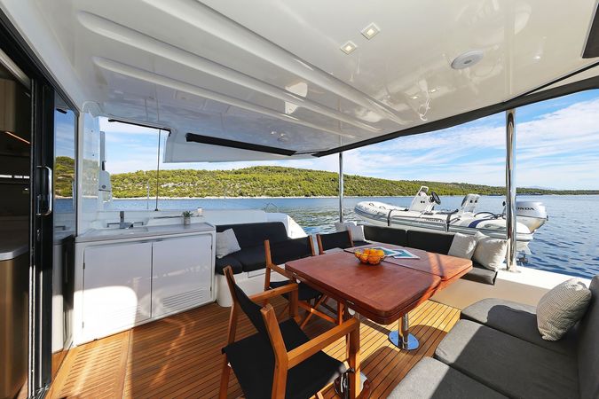 Lagoon 51 | Maestro