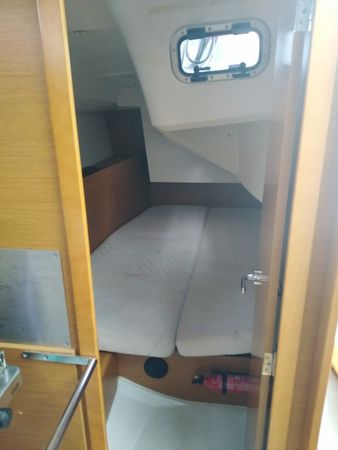 Jeanneau Sun Odyssey 349 | Champagne