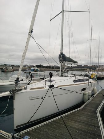 Jeanneau Sun Odyssey 349 | Champagne