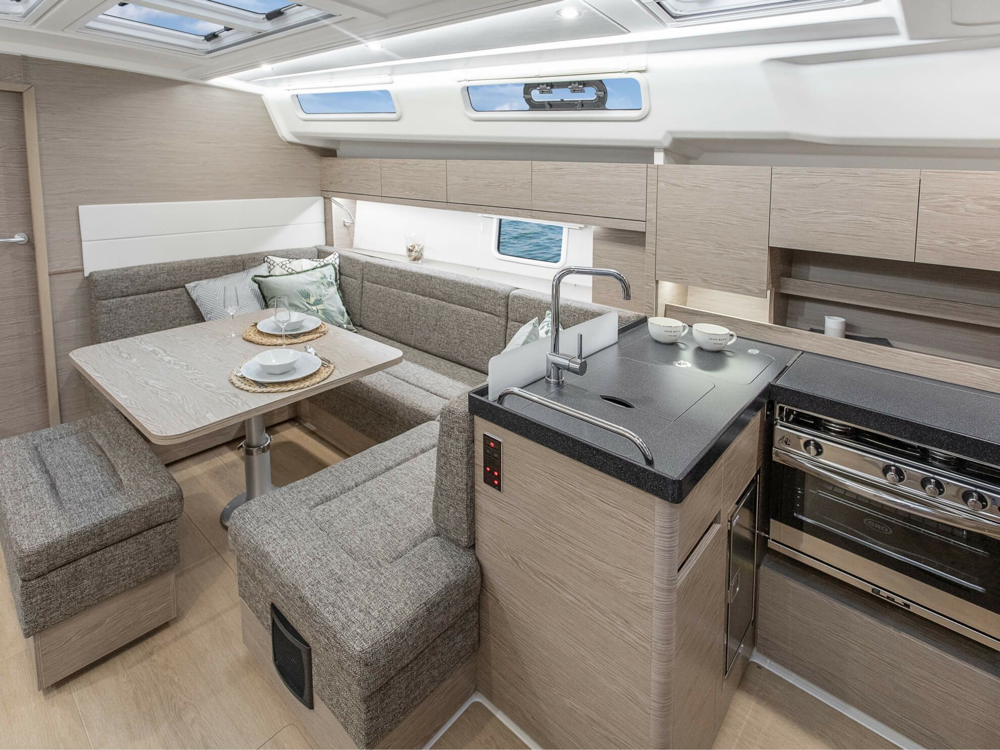 Hanse 458 | Theodora