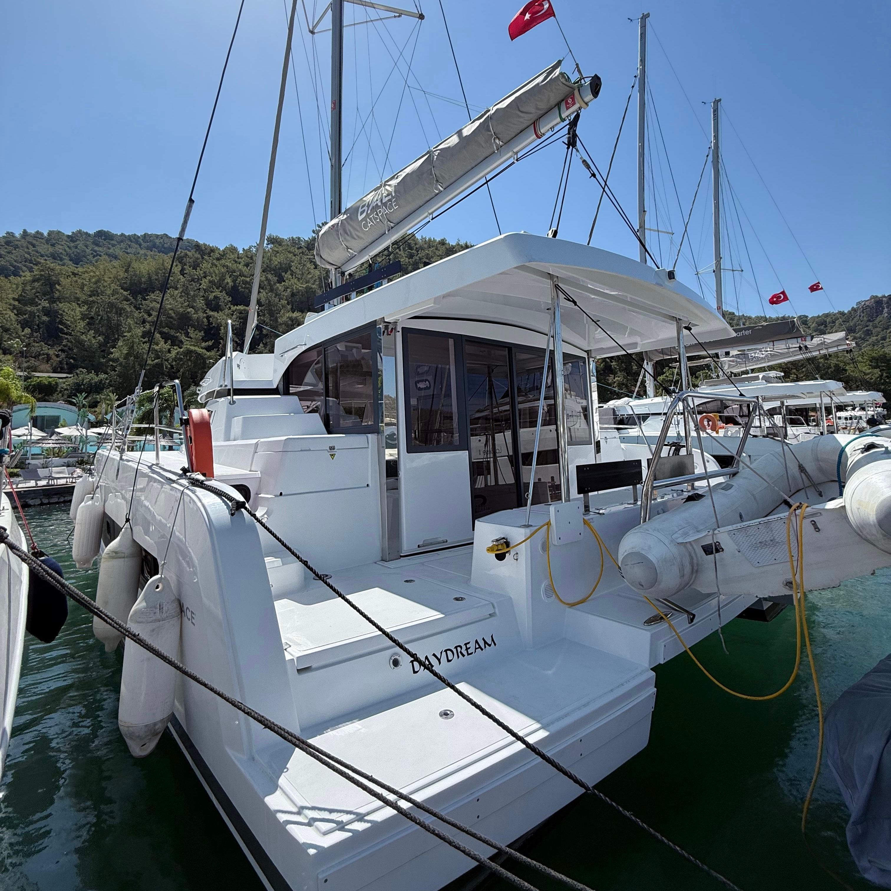 Bali Catspace | Daydream