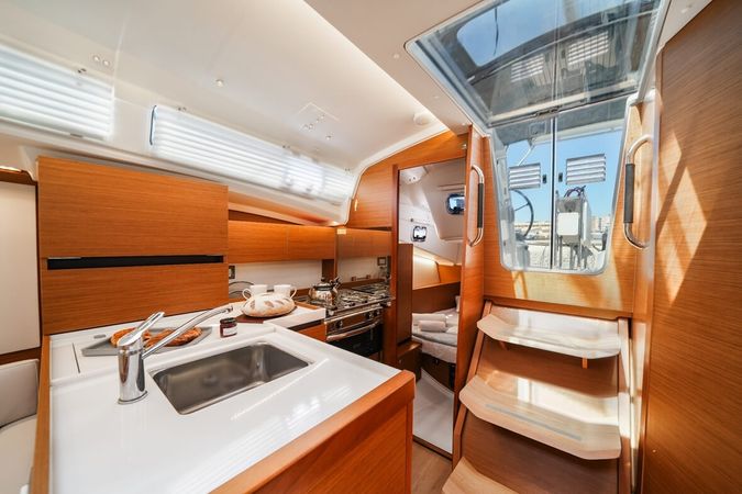 Jeanneau Sun Odyssey 350 | Northwind