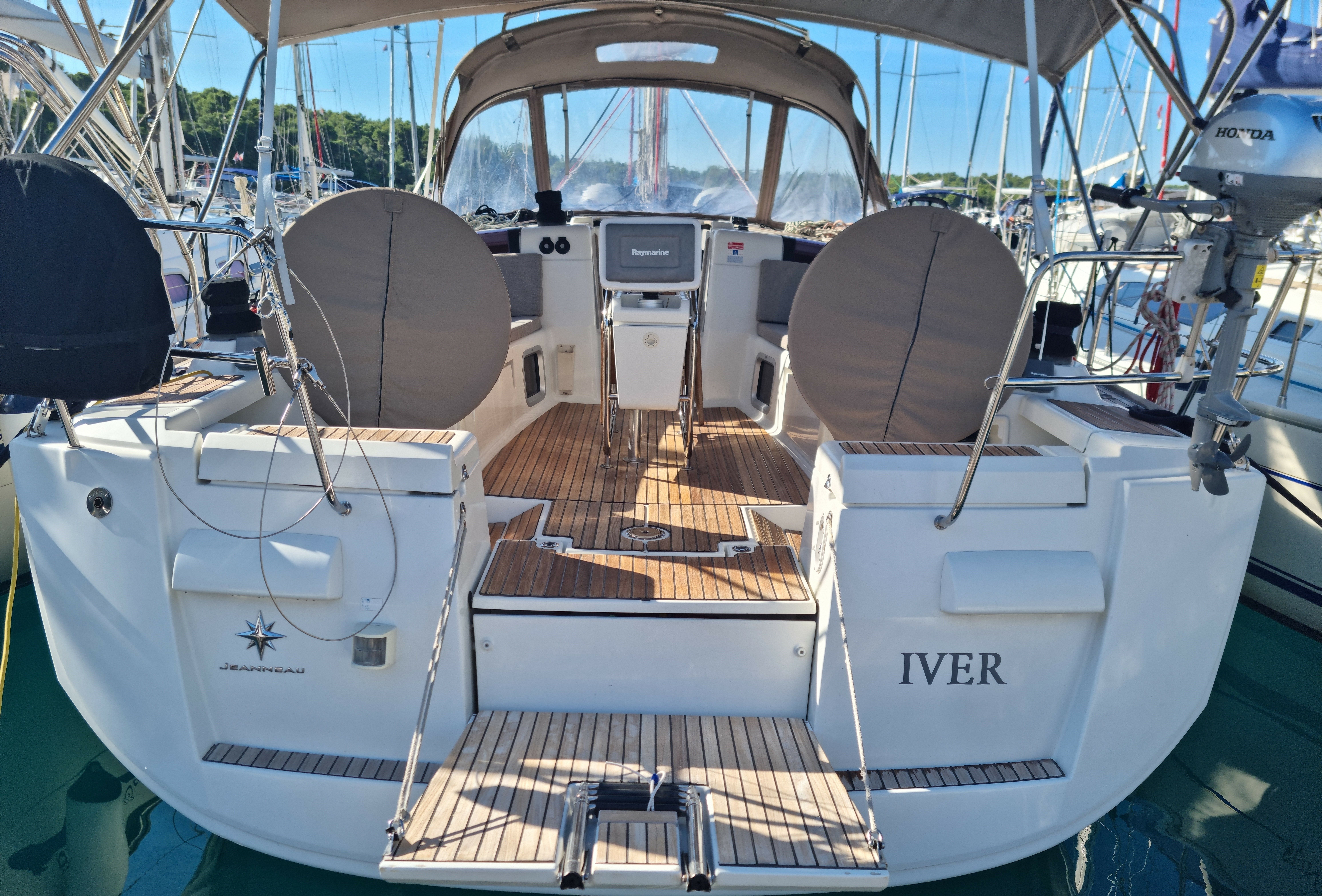 Jeanneau Sun Odyssey 349 | Iver