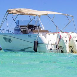 Jeanneau Cap Camarat 8.5 | Valerie