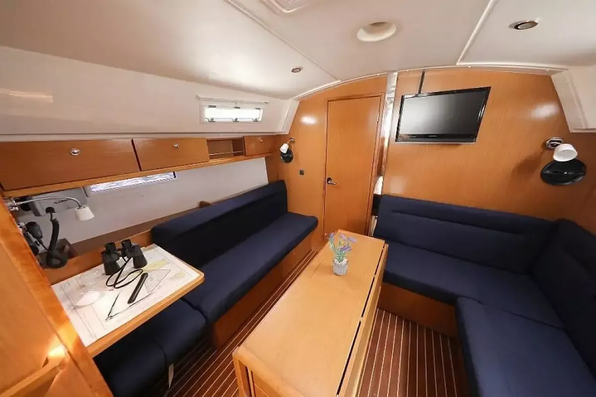 Bavaria Cruiser 36 | Nemo