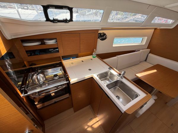 Jeanneau Sun Odyssey 380 | Pelor