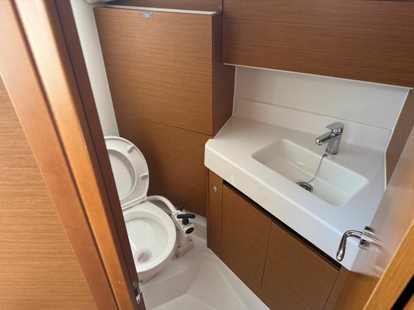 Jeanneau Sun Odyssey 350 | Pelmini