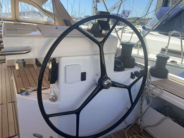 Bavaria C57 | Pelargos