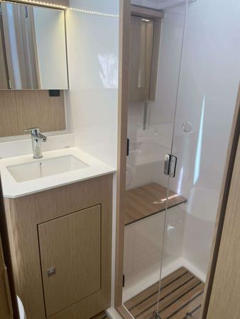 Bavaria C57 | Pelargos