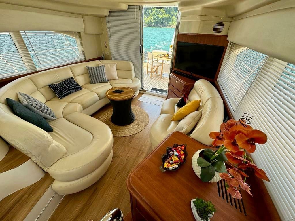 Azimut 46 | Requinte