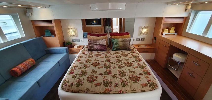 Schaefer Yachts 620 Pininfarina | Ella 2