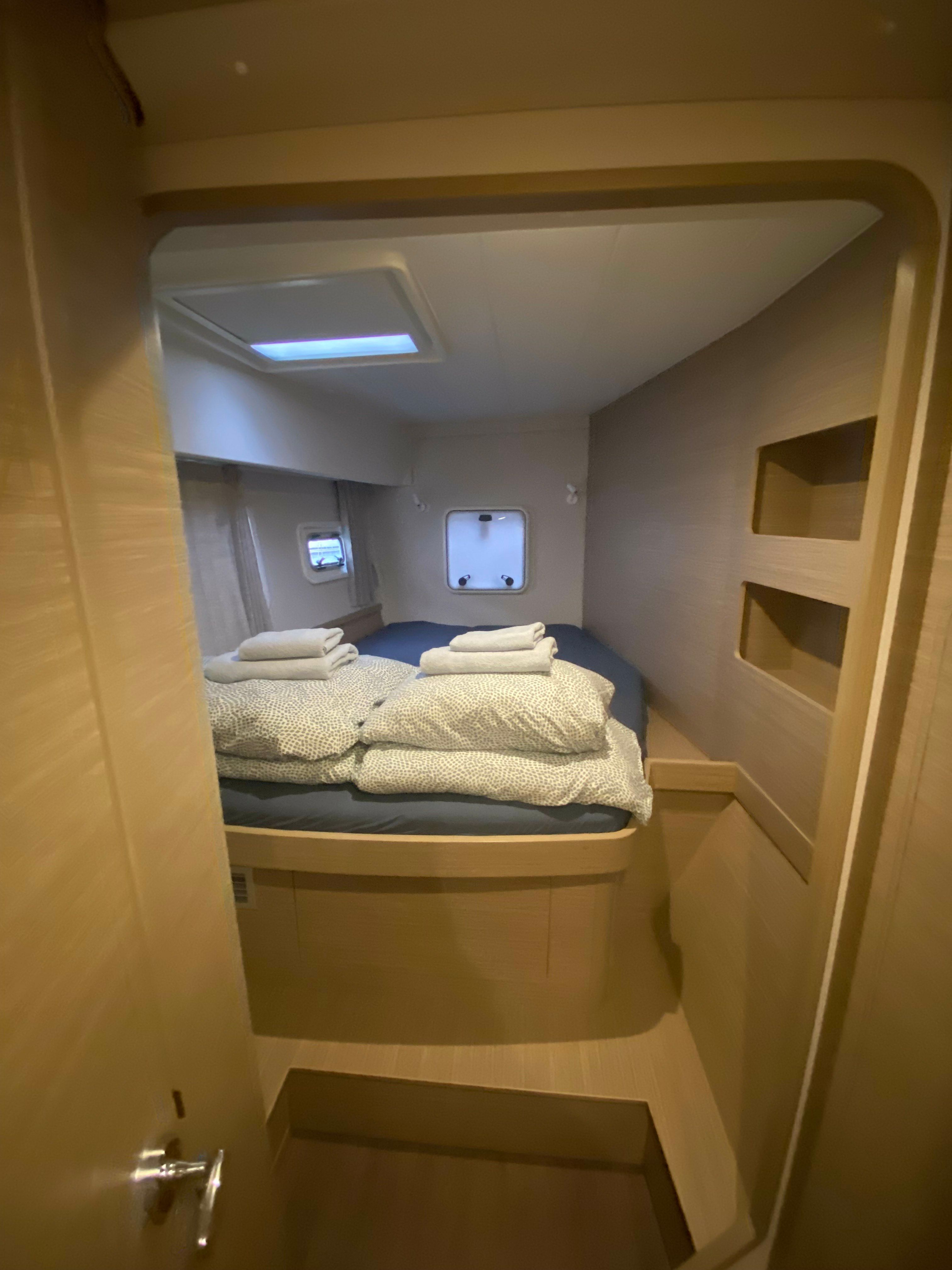 Lagoon 42 | Brunhilde