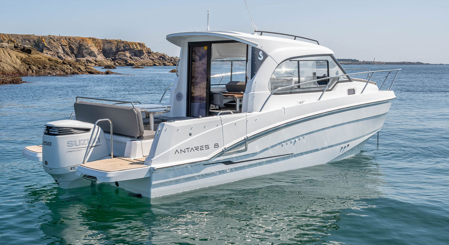 Beneteau Antares 8 | 23